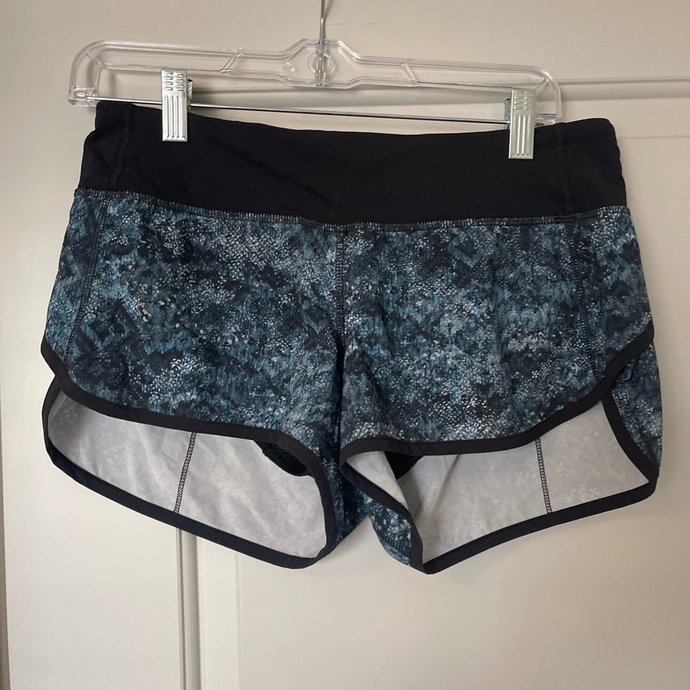 Lululemon Women’s Black and Blue Patterned Shorts